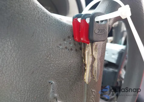 1994 Ford Mustang z USA, uszkodzony, nr VIN 1FALP4047RF138041